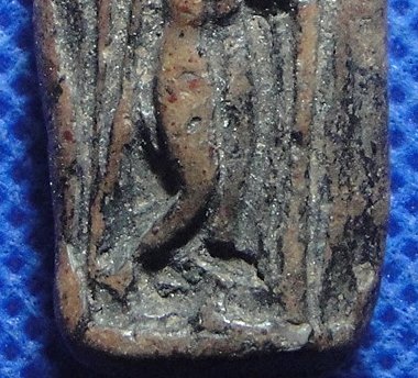 พระลีลาเม็ดขนุน