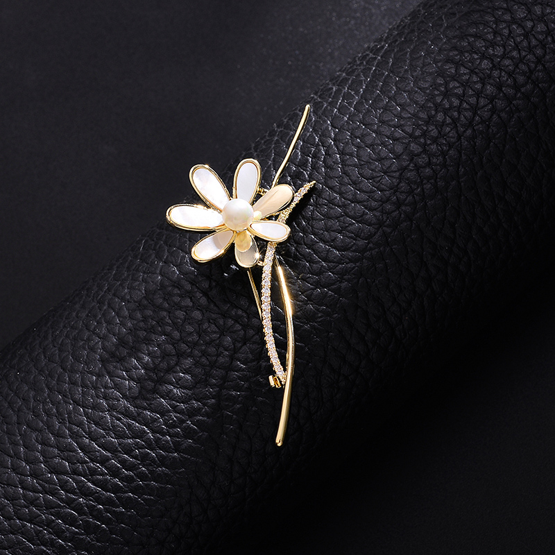เข็มกลัด เข็มกลัดสวยๆ เข็มกลัดติดเสื้อ Brooch