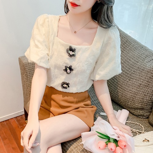 เสื้อเชิ้ตแขนยาววัยรุ่น ลายสวยๆ แบรนด์ YIL AN