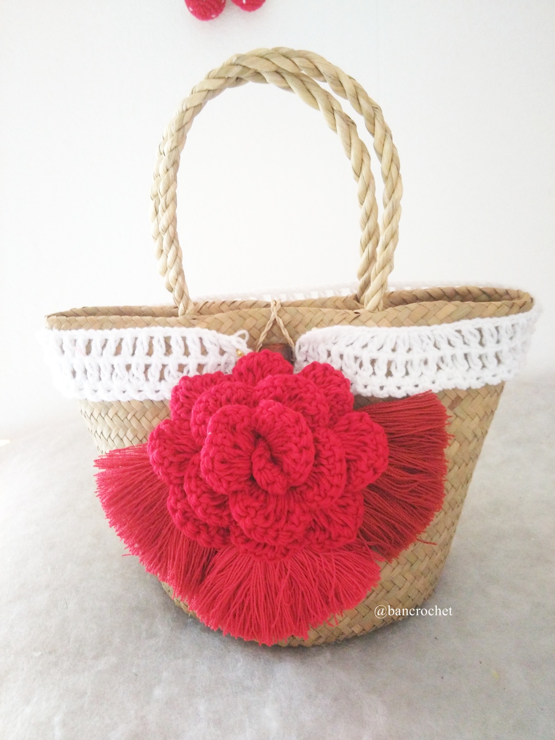 กระเป๋าสานกระจูดประดับดอกไม้ grajood basket weave bags ธรรมชาติ 7*10*7*12 นิ้ว