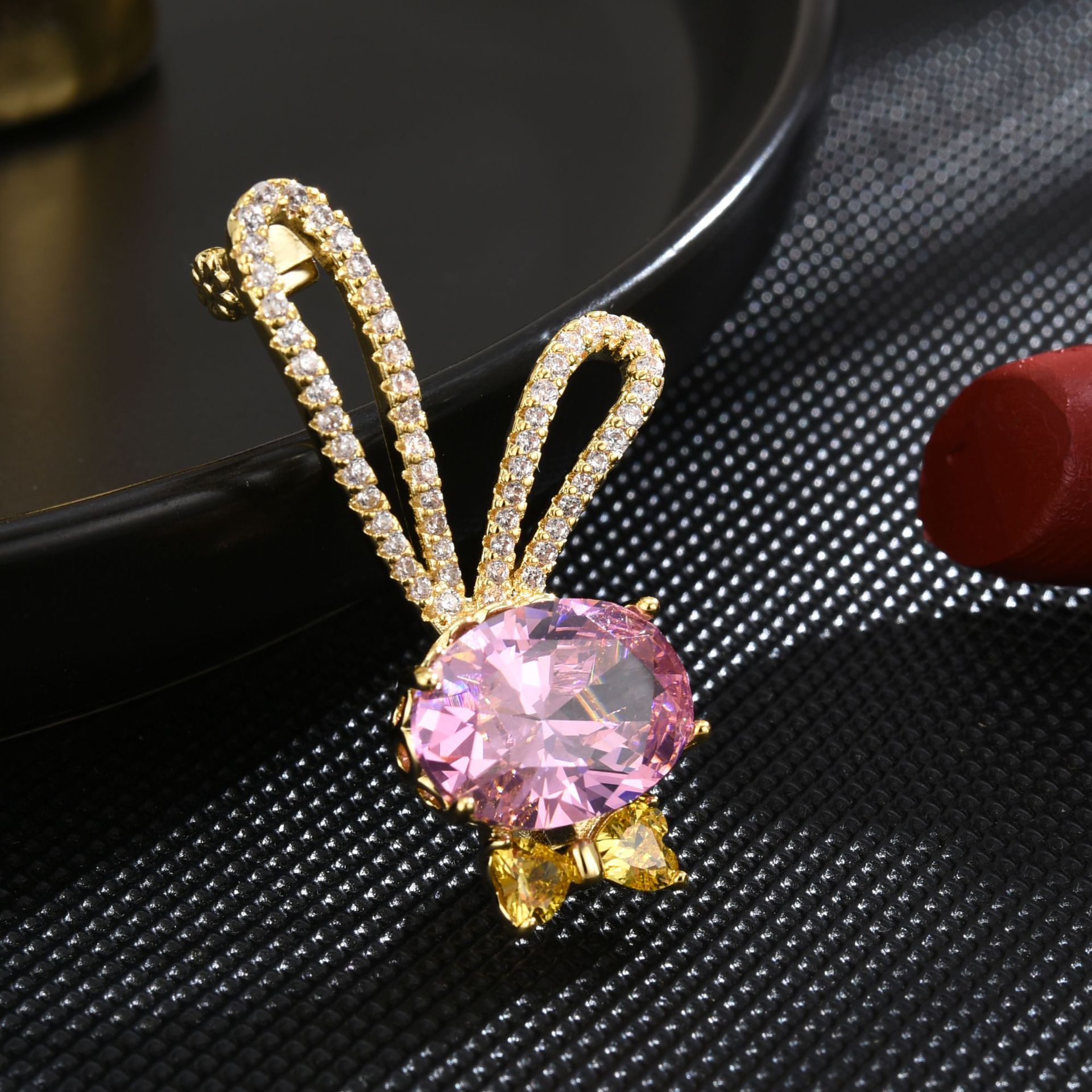 เข็มกลัด เข็มกลัดสวยๆ เข็มกลัดติดเสื้อ Brooch