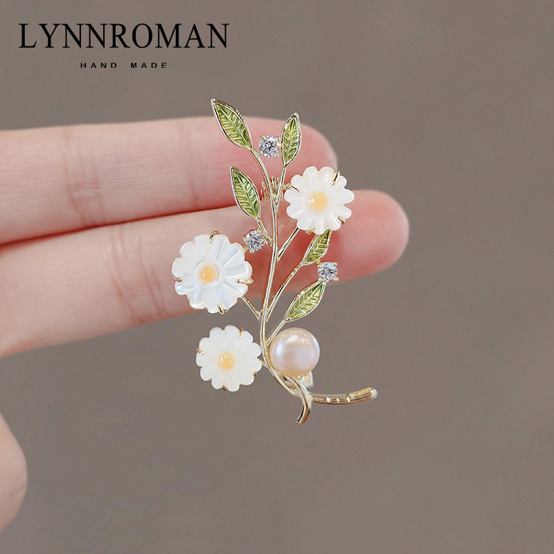เข็มกลัด เข็มกลัดสวยๆ เข็มกลัดติดเสื้อ Brooch