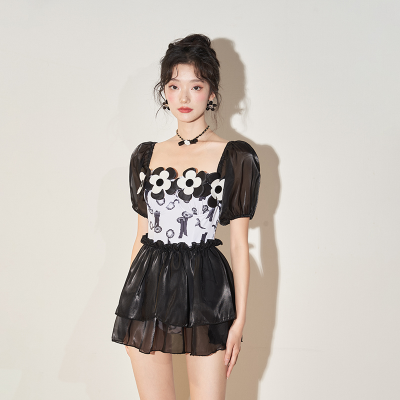 ชุดว่ายน้ำผู้หญิง ชุดว่ายน้ำน่ารัก Bikini ชุดไปทะเล