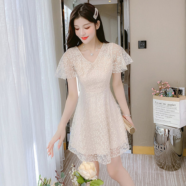 ชุดเดรสสวยๆ ชุดเดรสน่ารักๆ สไตล์เกาหลี By Meiyi women's clothing