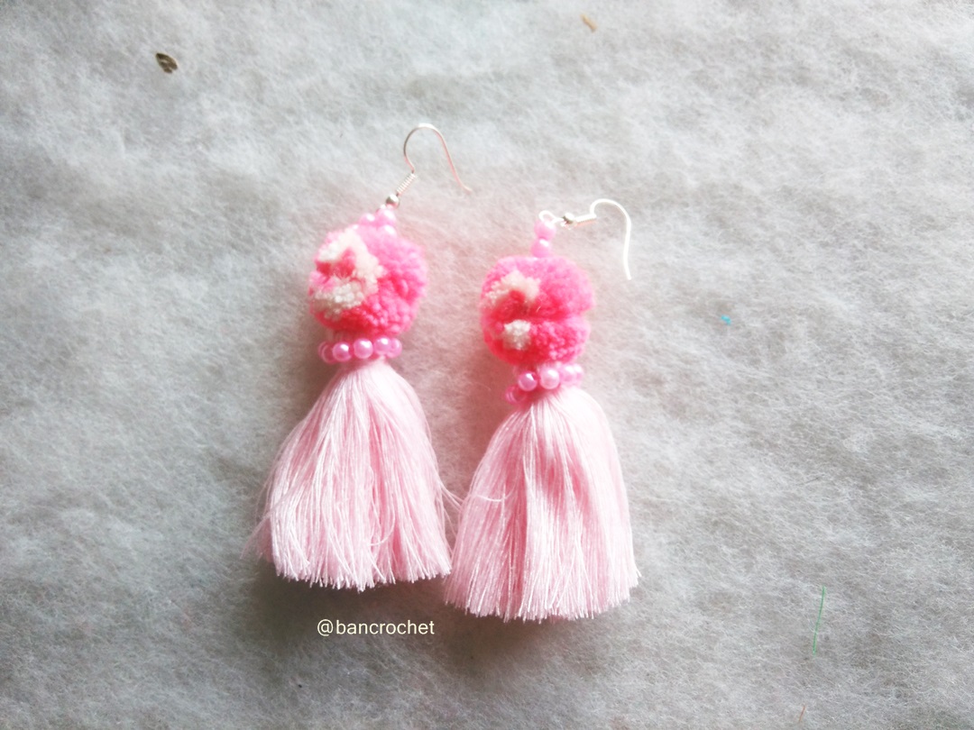 ต่างหูถักโครเชต์ crochet earrings สีชมพู 4 นิ้ว
