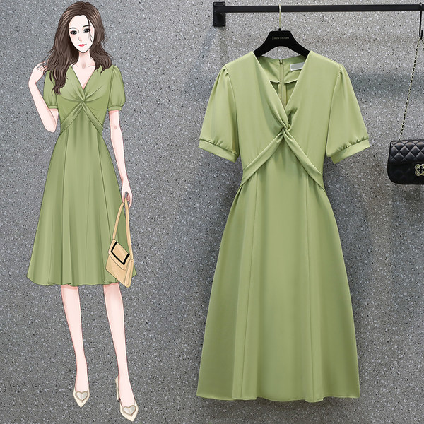 เดรสคนอ้วน เดรสสาวอวบ ชุดเดรสคนอ้วนวัยรุ่นแขนสั้น BY PLUS SIZE Girl