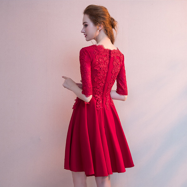 ชุดราตรี ชุดราตรีสวยหรู แบบ ทันสมัย Evening dress