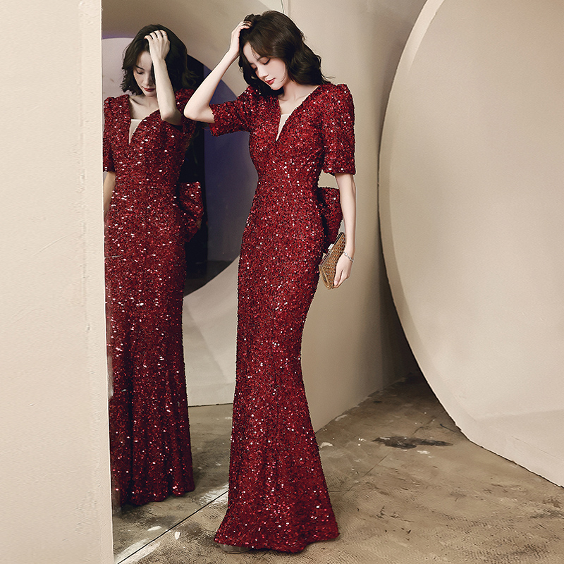 ชุดราตรี ชุดราตรีสวยหรู แบบ ทันสมัย Evening dress