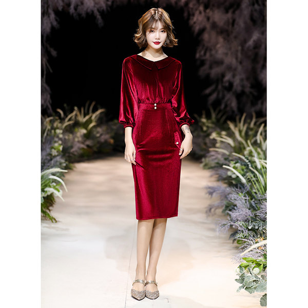 ชุดราตรี ชุดราตรีสวยหรู แบบ ทันสมัย Evening dress