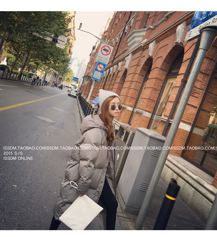 เสื้อกันหนาว สีเทา ตัวยาว ผ้าร่มกันลม บุนวมนุ่ม ซิปและกระดุมหน้า พร้อมส่งจ้า