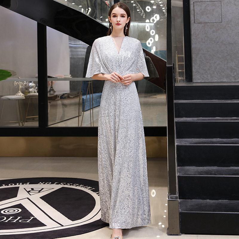 ชุดราตรี ชุดราตรีสวยหรู แบบ ทันสมัย Evening dress