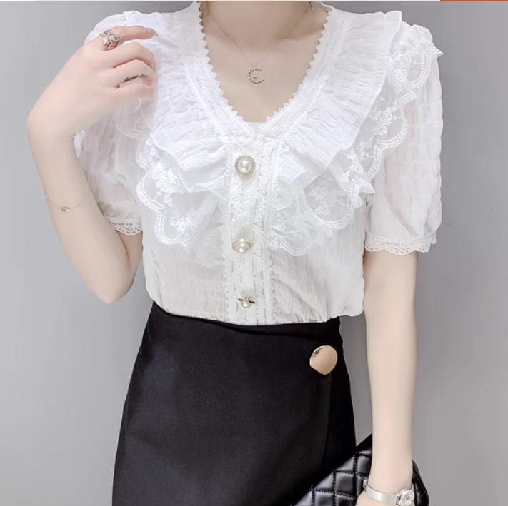 เสื้อลูกไม้ แขนสั้น แบบมีระบายที่อก เสื้อผ้าลูกไม้ ใส่ไปงานบวช งานแต่ง แบบไทย ๆ แบบน่ารัก ๆ 396638