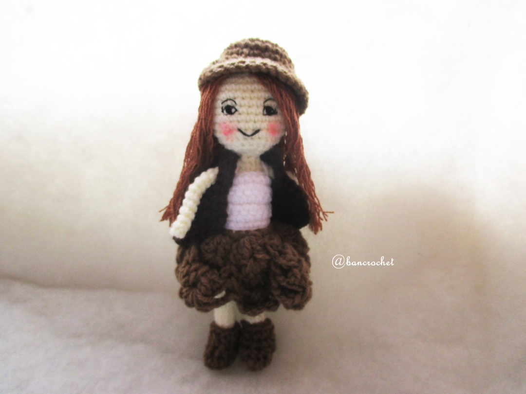 ตุ๊กตาเด็กผู้หญิงถัก ขนาด 7 นิ้ว girl amigurumi crochet dolls