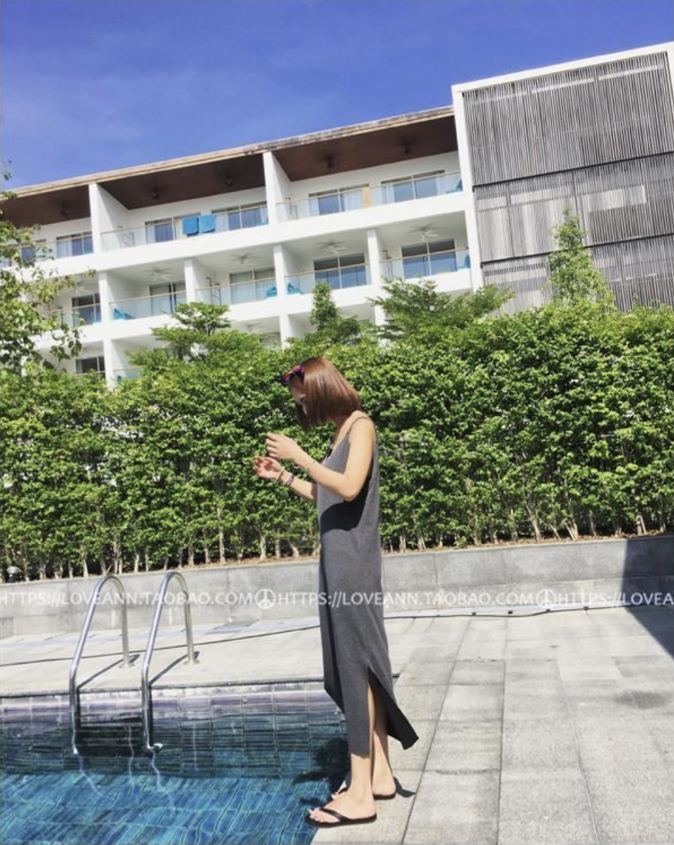 เดรสสายเดี่ยว ผ้าร่อง เหมาะสำหรับวันสบายๆ พร้อมส่ง