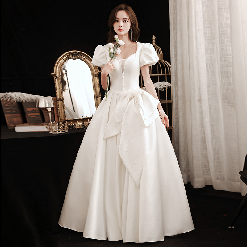 ชุดราตรี ชุดราตรีสวยหรู แบบ ทันสมัย Evening dress