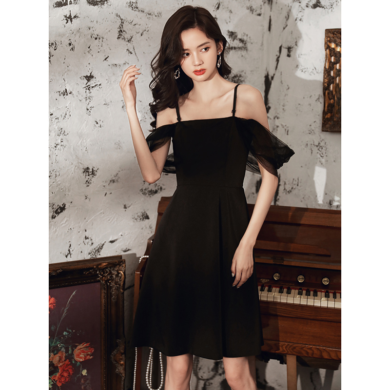 ชุดราตรี ชุดราตรีสวยหรู แบบ ทันสมัย Evening dress