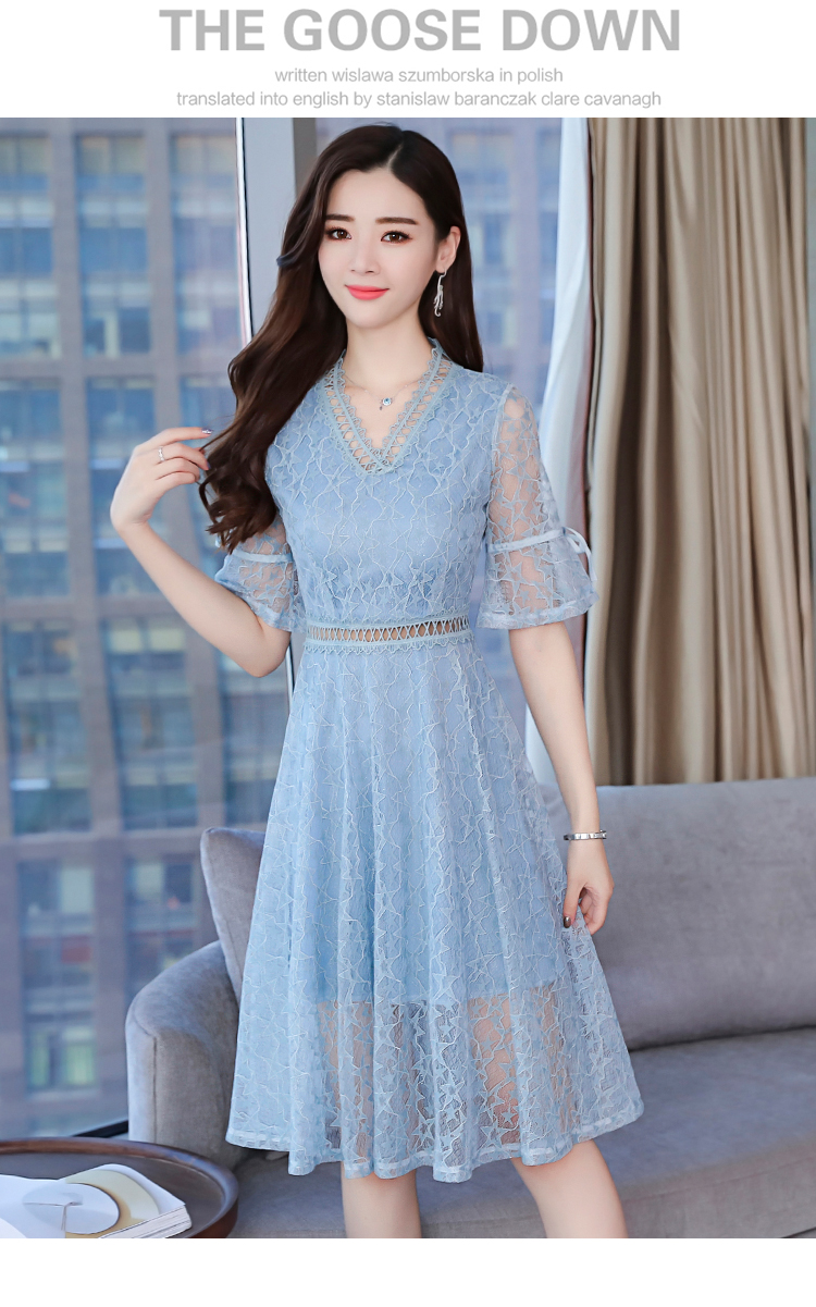 Dress4569 เดรสยาวลูกไม้แขนสามส่วนระบายผูกโบว์ คอและช่วงเอวแต่งลูกไม้ฉลุ ซิปหลัง มีซับในอย่างดี ทรงคอวีใส่แล้วดูผอมเพรียว งานดีทรงดีสวยหวานละมุน ใส่ทำงาน/ใส่ออกงานได้ มี 2 สี ฟ้า, ชมพู