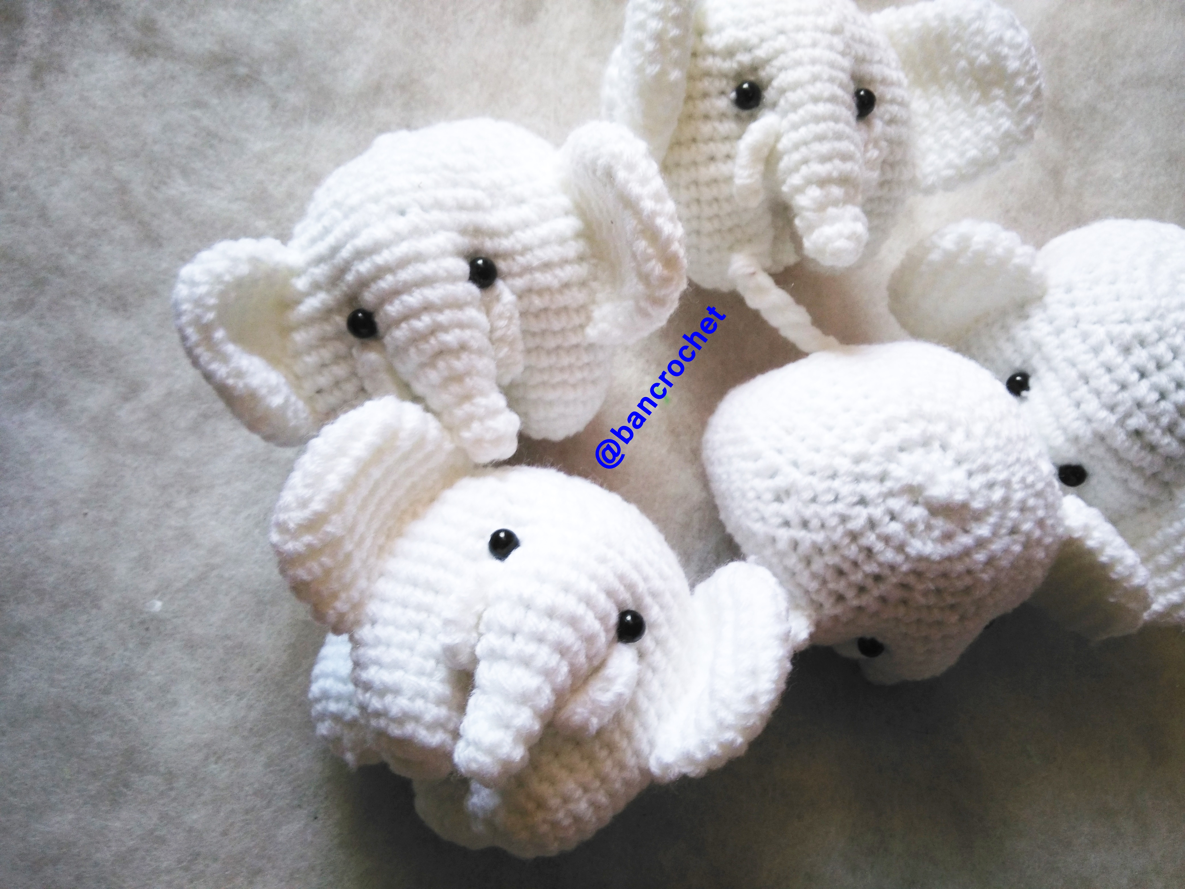 Bancrochet ช้างถักโครเชต์ Crochet elephant doll สีขาว 4 นิ้ว