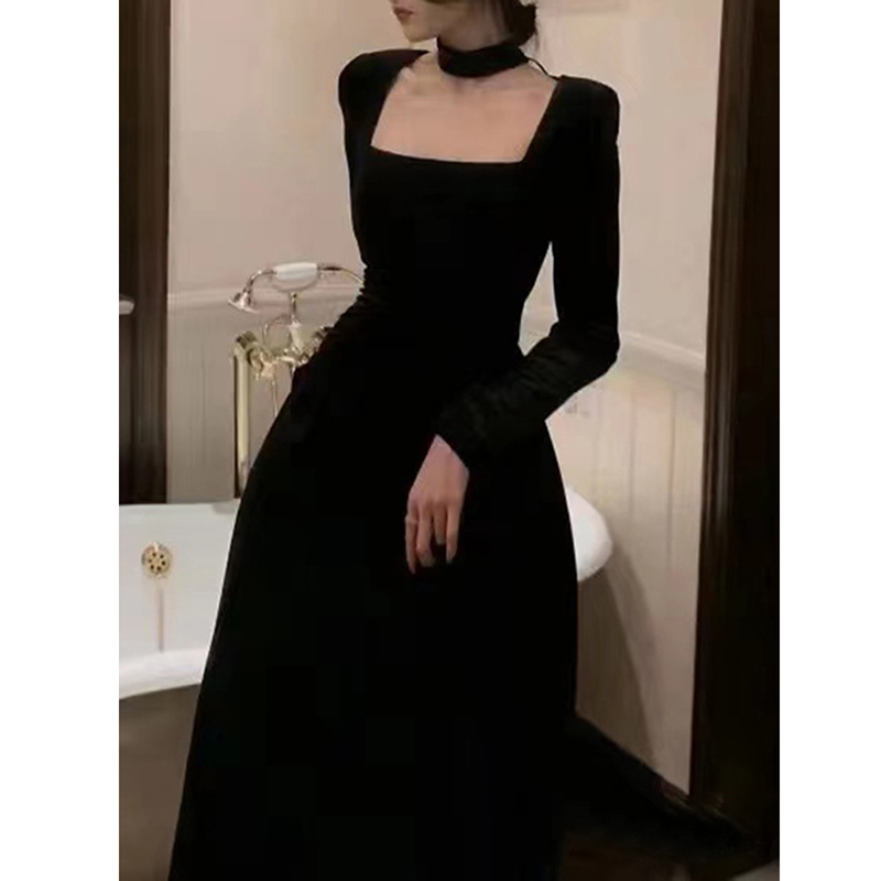 ชุดราตรี ชุดราตรีสวยหรู แบบ ทันสมัย Evening dress