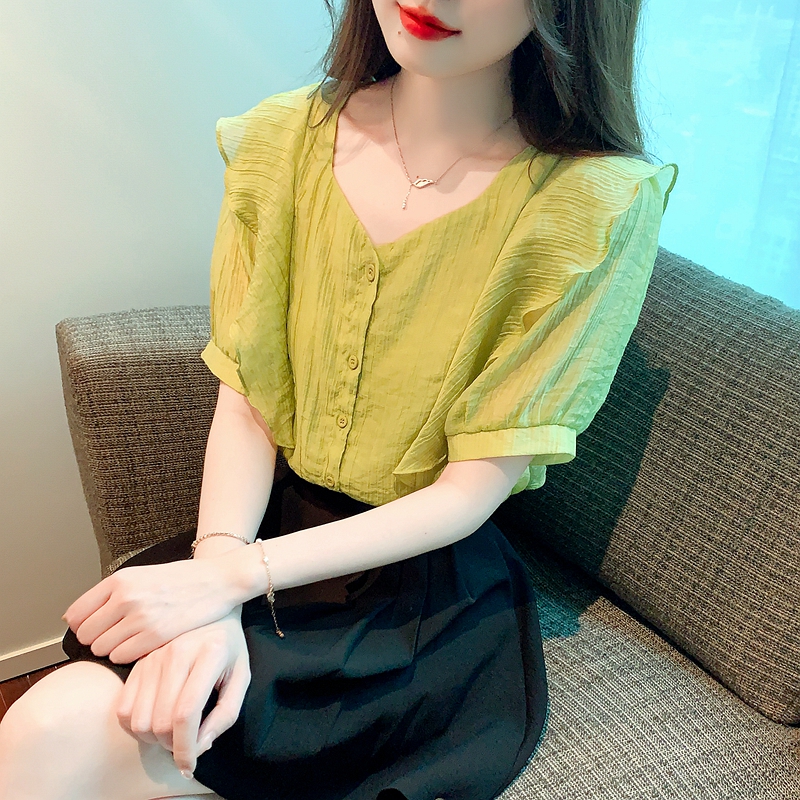 เสื้อเชิ้ตผู้หญิงแขนยาว เสื้อเชิ้ตผู้หญิงใส่ทํางาน 390 บาทต่อชิ้น ฟรีค่าจัดส่ง