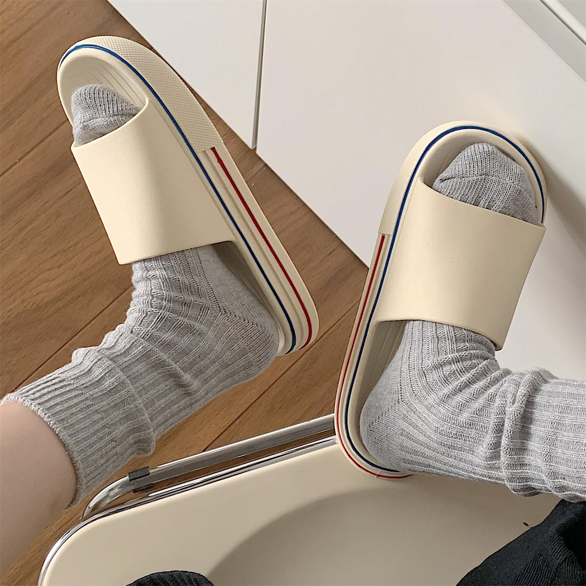 รองเท้าแตะผู้หญิง ใส่ในบ้าน By.Thin strips