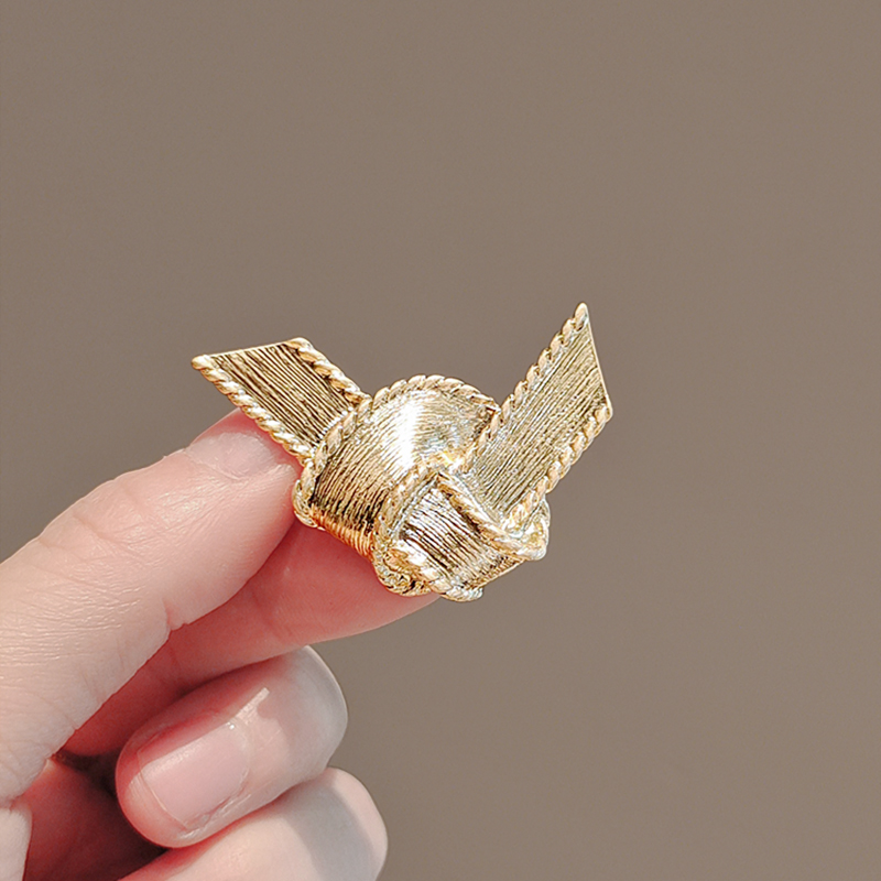 เข็มกลัด เข็มกลัดสวยๆ เข็มกลัดติดเสื้อ Brooch