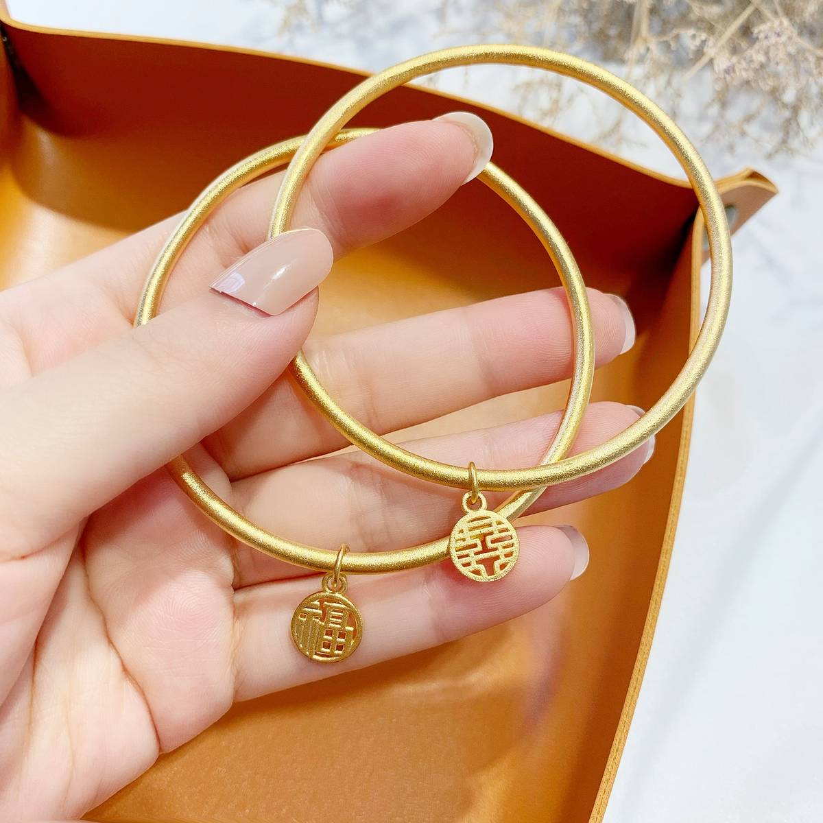สร้อยข้อมือ สร้อยข้อมือแฟชั่น