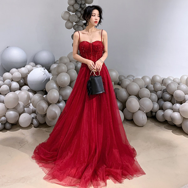 ชุดราตรี ชุดราตรีสวยหรู แบบ ทันสมัย Evening dress