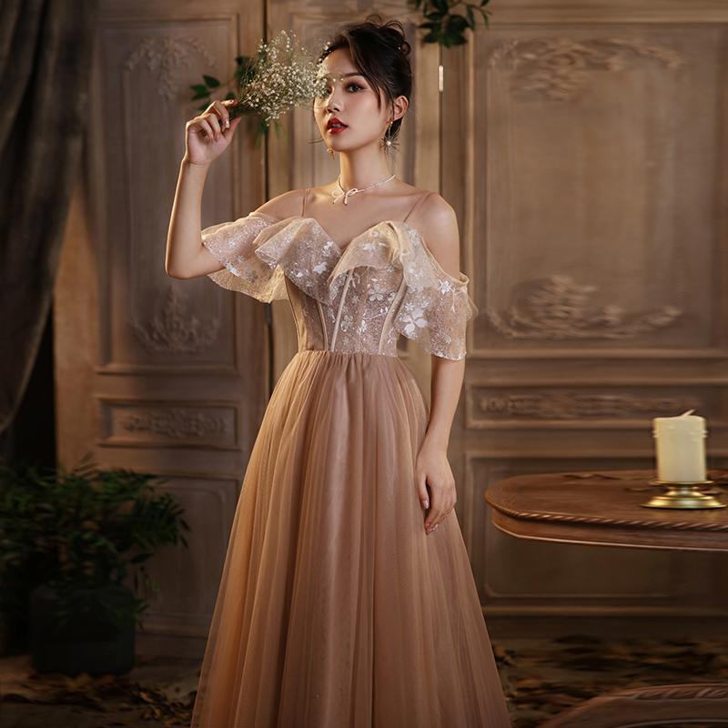 ชุดราตรี ชุดราตรีสวยหรู แบบ ทันสมัย Evening dress