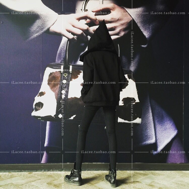 เสื้อกันหนาว ฮู้ดเท่ๆ สีดำ ผ้าใยสังเคราะห์ งานดุหนานุ่ม พร้อมส่งเลยจ้า BLACK