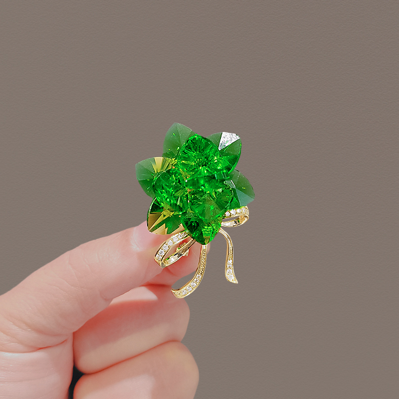 เข็มกลัด เข็มกลัดสวยๆ เข็มกลัดติดเสื้อ Brooch