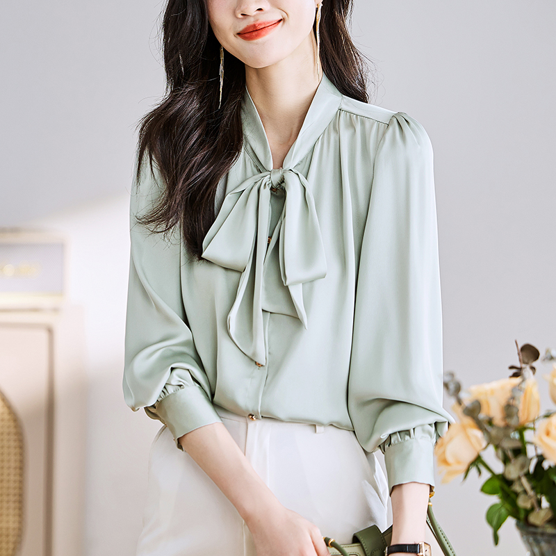 เสื้อเชิ้ตผู้หญิงแขนยาว เสื้อเชิ้ตผู้หญิงใส่ทํางาน 390 บาทต่อชิ้น ฟรีค่าจัดส่ง