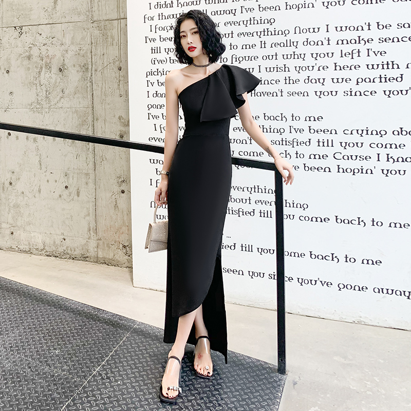 ชุดราตรี ชุดราตรีสวยหรู แบบ ทันสมัย Evening dress