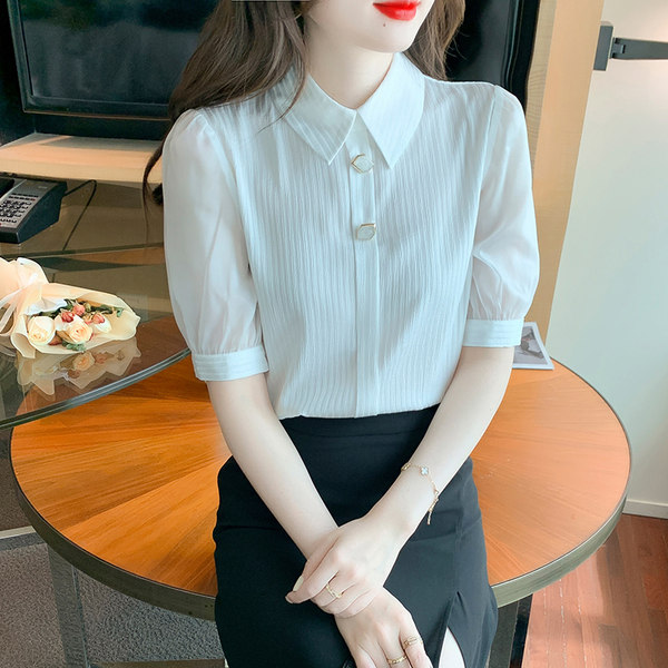 เสื้อลูกไม้ แขนสั้น