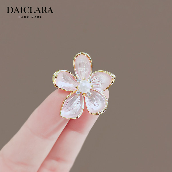 เข็มกลัด เข็มกลัดสวยๆ เข็มกลัดติดเสื้อ Brooch