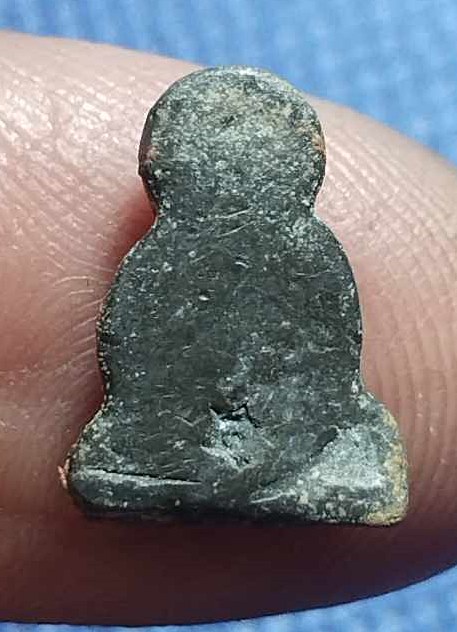 พระปิดตาหลวงปู่โต๊ะ ข้าวตอกแตก