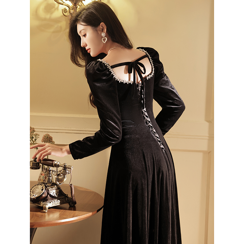 ชุดราตรี ชุดราตรีสวยหรู แบบ ทันสมัย Evening dress