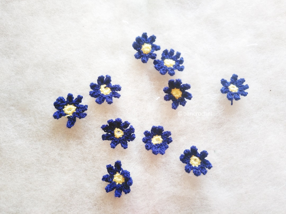 Bancrochet ดอกไม้จิ๋วถักโครเชต์ crochet mini flowers สี 0.5 นิ้ว