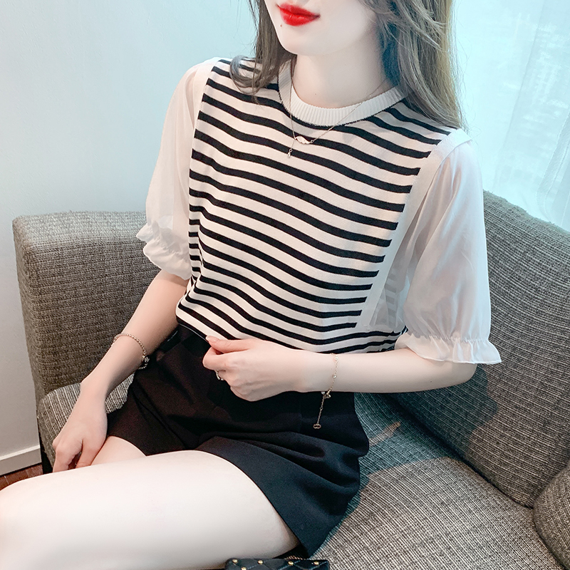 เสื้อผ้าวัยรุ่นเกาหลี เสื้อยืดวัยรุ่นผู้หญิง มีขนาด S M L XL