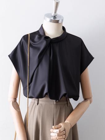 เสื้อสีดำสุภาพ เรียบหรู ดูดี เหมาะกับทุกโอกาส | เสื้อผู้หญิงสุภาพ