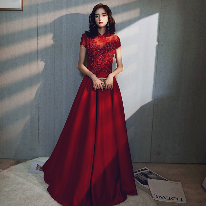 ชุดราตรี ชุดราตรีสวยหรู แบบ ทันสมัย Evening dress