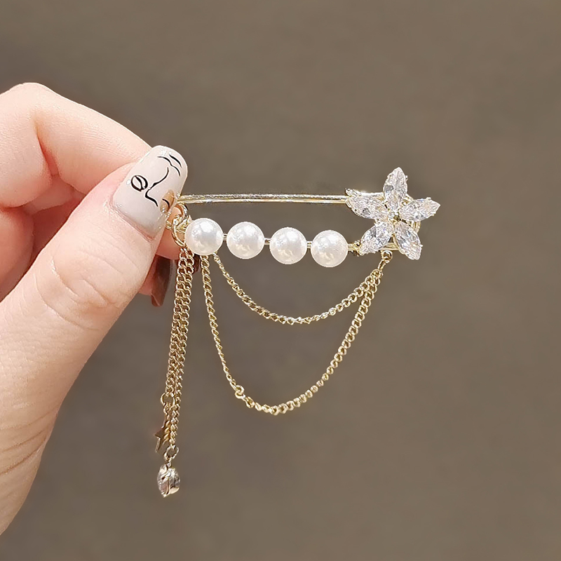 เข็มกลัด เข็มกลัดสวยๆ เข็มกลัดติดเสื้อ Brooch