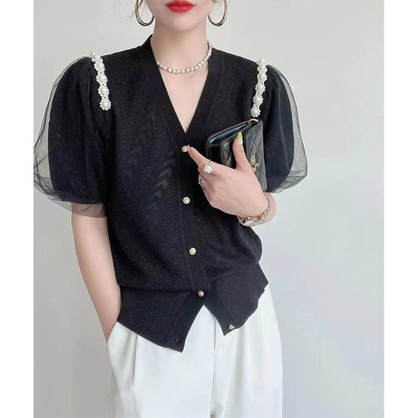 เสื้อลูกไม้ แขนสั้น