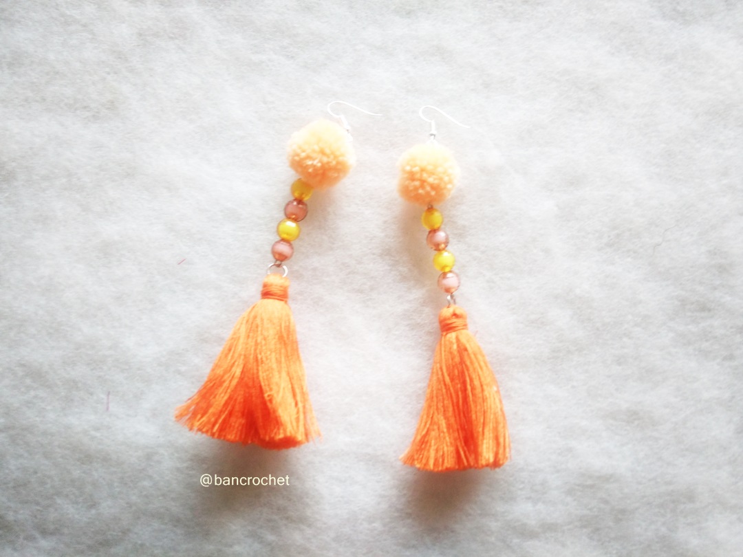 ต่างหูถักโครเชต์ crochet earrings สีส้ม 5 นิ้ว