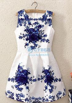 ชุดเดรสออกงาน สีขาว ลายกุหลาบสีน้ำเงิน หรูหรา ไฮโซ ราคาถูก no 36296_1