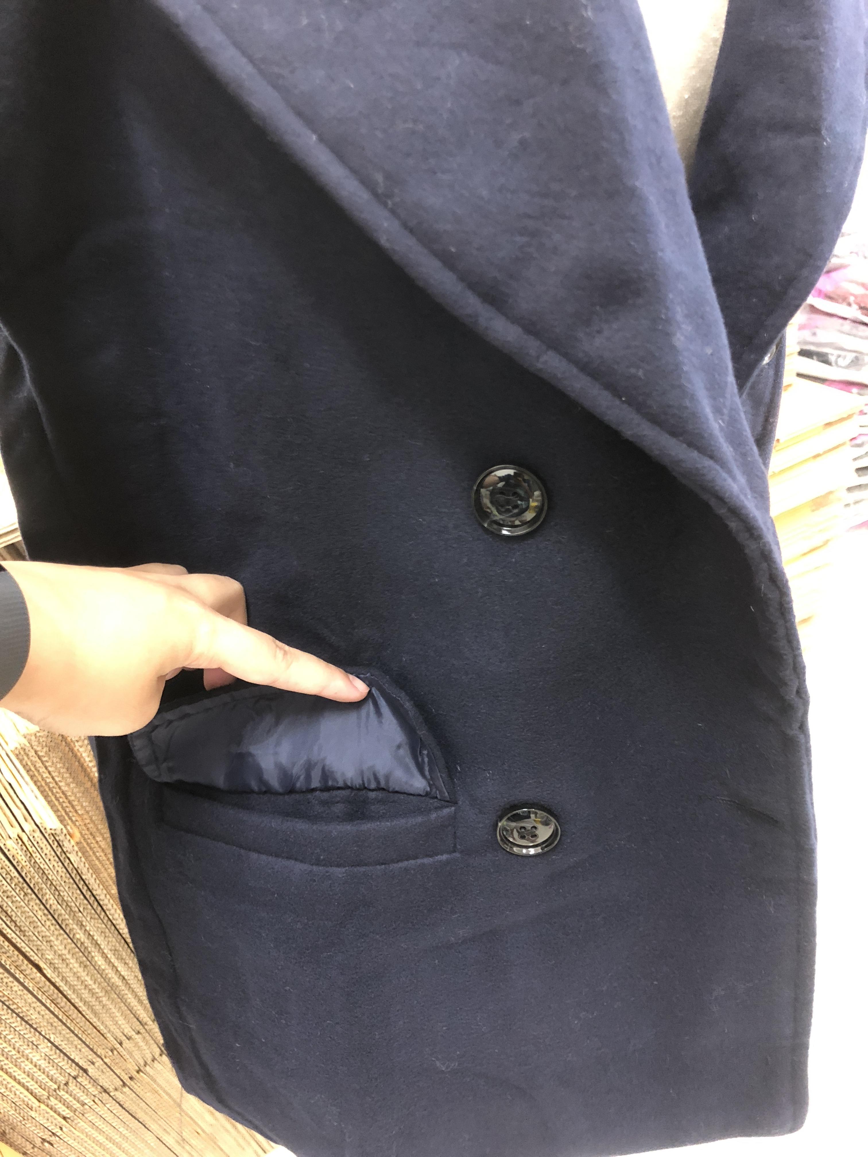 เสื้อโค้ทกันหนาว สีกรม ทรงกำลังดีไม่ยาวเกินไป ผ้าดีบุซับในกันลม พร้อมส่ง กรมท่า