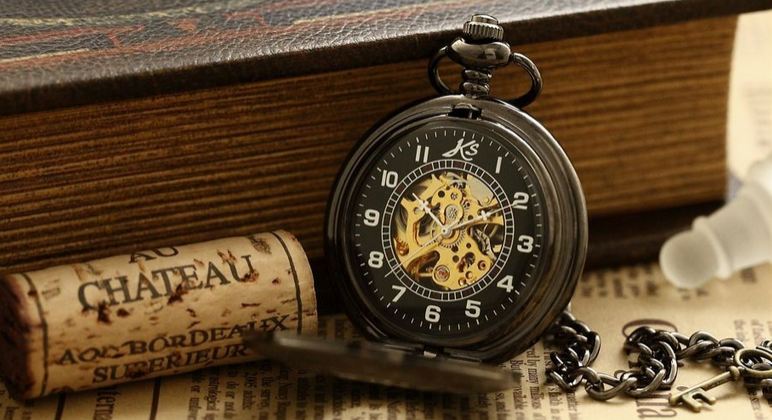 นาฬิกาล็อคเก็ต แบบ Mechanical watch โชว์กลไก นาฬิกา Kronen & Söhne สัญชาติ เยอรมัน แกะลาย ของขวัญแทนใจ สุดหรู 404966