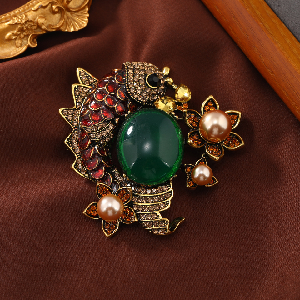 เข็มกลัด เข็มกลัดสวยๆ เข็มกลัดติดเสื้อ Brooch