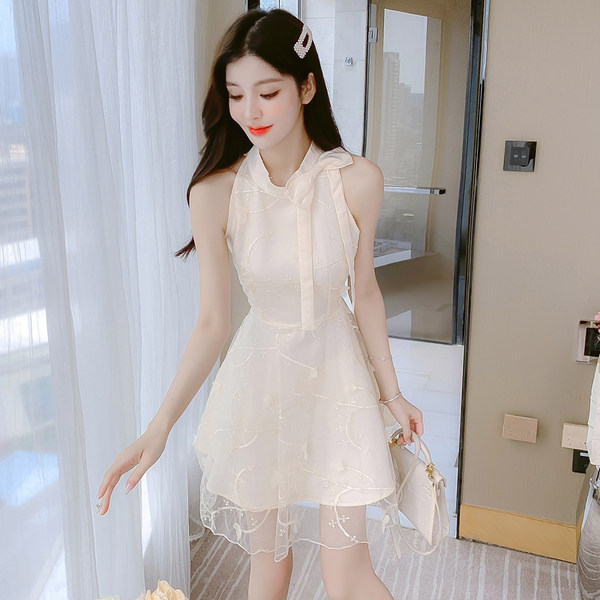 ชุดเดรสสวยๆ ชุดเดรสน่ารักๆ สไตล์เกาหลี By Meiyi women's clothing
