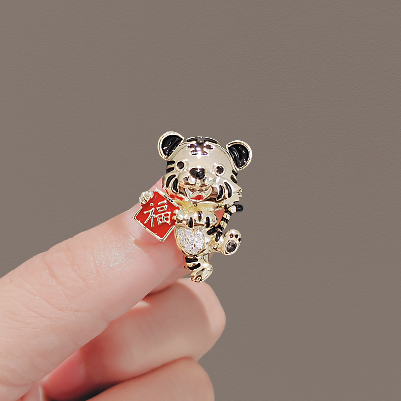 เข็มกลัด เข็มกลัดสวยๆ เข็มกลัดติดเสื้อ Brooch